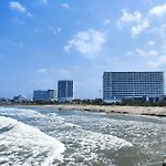 Luxury Beachside Suite